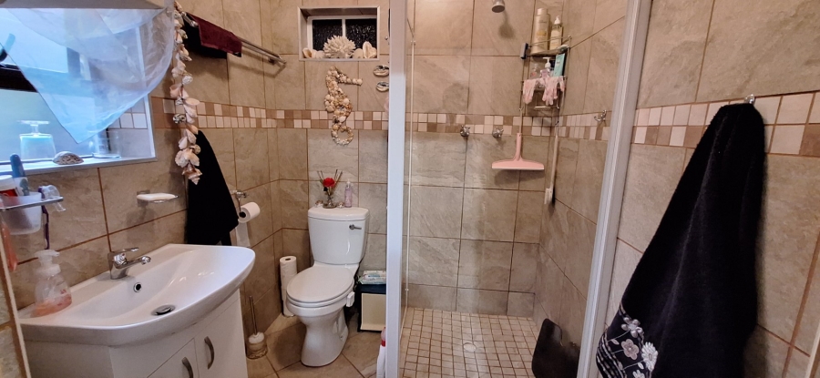 4 Bedroom Property for Sale in Riversdale Western Cape